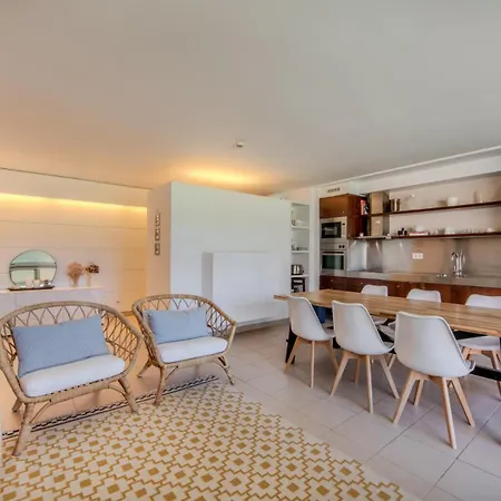 Salgados & Nature Escape *