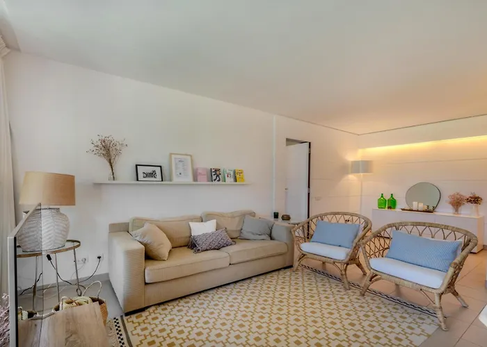 Salgados & Nature Escape Lägenhet *